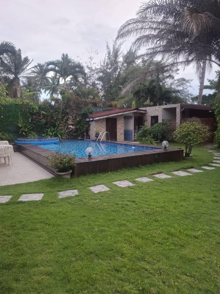 Suite CORAIL — Piscine et jardin